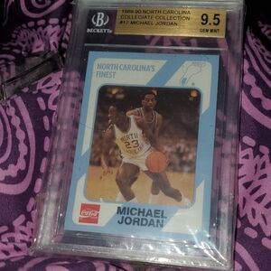 Michael Jordan North Carolina Collegiate Collection Card
